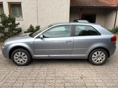 Gebraucht Audi A3 Sportback 102 PS (75 kW) 2005 Silber Kleinwagen