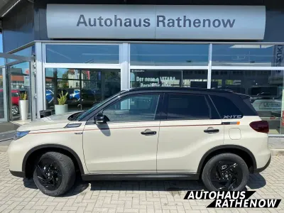 Neu Suzuki Vitara Comfort+ 129 PS (94 kW) 2026 Savannah ivory metallic / cosm SUV