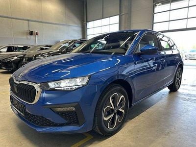 Neu Skoda Scala 95 PS (69 kW) 2025 Race blau metallic Kleinwagen