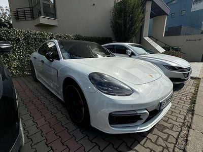 Porsche Panamera GTS