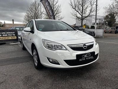 Gebraucht Opel Astra Selection 87 PS (63 kW) 2011 Weiß Limousine
