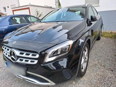 Mercedes GLA200
