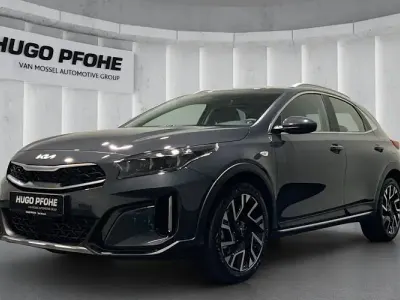 Neu Kia XCeed Vision 150 PS (110 kW) 2026 Silber SUV