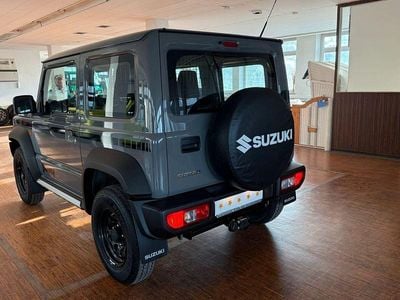 Grau Gebraucht 2024 Suzuki Jimny Comfort SUV | 36.870 € (Teuer)