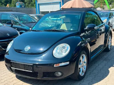 Gebraucht VW New Beetle Cabriolet 75 PS (55 kW) 2009 Schwarz Cabrio