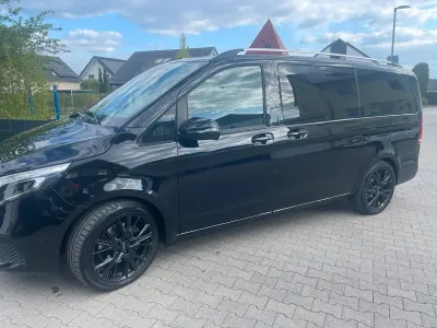 Gebraucht Mercedes V250 190 PS (139 kW) 2020 Schwarz Van / Kleinbus