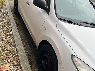 Weiß Gebraucht 2010 Hyundai i30 Coupé | 4.300 € (Fairer Preis)