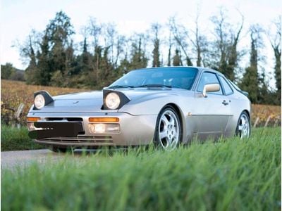 Usado Porsche 944 Turbo 220 HP (161 kW) 1986 Bege Coupé