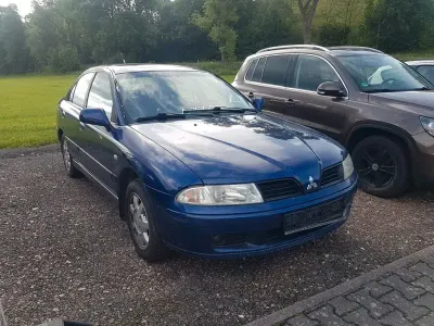 Gebraucht Mitsubishi Carisma Comfort Edition 122 PS (89 kW) 2004 Blau Limousine