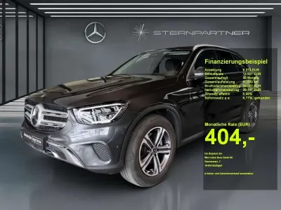 Używany Mercedes GLC220 194 KM (142 kW) 2022 Szary SUV