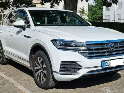 Gebraucht VW Touareg Elegance 231 PS (169 kW) 2021 Weiß SUV