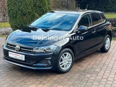Gebraucht VW Polo Comfortline 95 PS (69 kW) 2021 Schwarz Kleinwagen