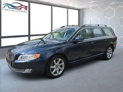 gebraucht Volvo V70 Kombi Edition PRO*LEDER*XENON*NAVI*AHK*