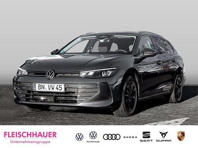Grau Gebraucht 2025 VW Passat Business Kombi | 45.980 € (Etwas zu teuer)