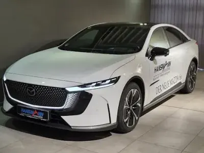 Usata Mazda 6e Takumi-Line 189 kW (258 CV) 2025 Bianco Berlina
