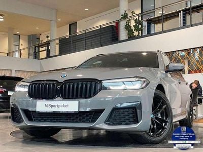 Grau Gebraucht 2021 BMW 520 M Sport Limousine | 36.980 € (Etwas zu teuer)