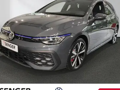 Gebraucht VW Golf VIII GTE 272 PS (200 kW) 2025 Grau Limousine