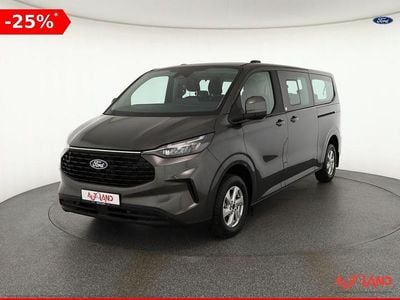 Grau Gebraucht 2025 Ford Tourneo Van / Kleinbus | 43.890 € (Guter Preis)