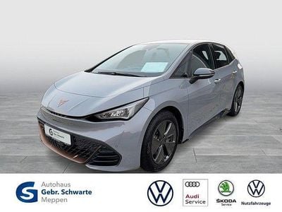 Grau Gebraucht 2023 Cupra Born Kleinwagen | 23.950 € (Fairer Preis)