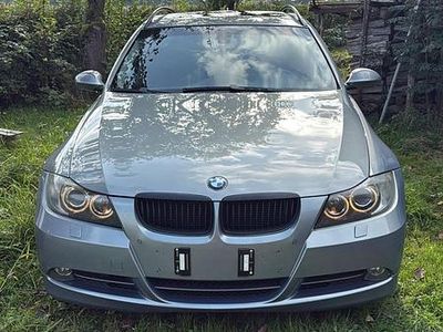Grau Gebraucht 2006 BMW 325 Kombi | 5.400 €