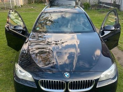 Second-hand BMW 530 M Sport 258 CP (189 kW) 2015 Negru Break