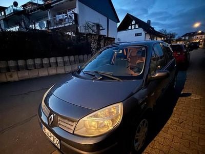 Gebraucht Renault Mégane II 113 PS (83 kW) 2005 Grau Kleinwagen