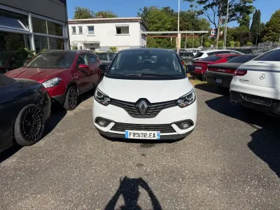 Gebraucht Renault Scénic IV 150 PS (110 kW) 2020 Weiß Van / Kleinbus