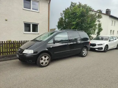 Gebraucht VW Sharan 2021 Schwarz Van / Kleinbus