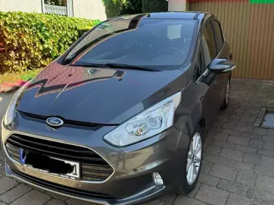 Gebraucht Ford B-MAX Titanium 101 PS (74 kW) 2017 Andere farben Van / Kleinbus