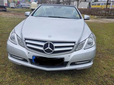 Mercedes E200
