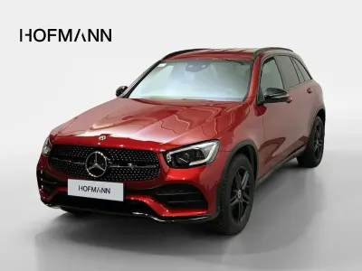 Używany Mercedes GLC220 AMG line 194 KM (142 kW) 2019 Czerwony SUV