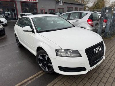 Gebraucht Audi A3 Attraction 125 PS (91 kW) 2010 Weiß Kleinwagen