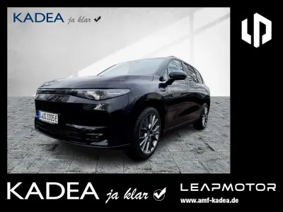 Gebraucht Leapmotor C10 215 PS (158 kW) 2025 Schwarz SUV