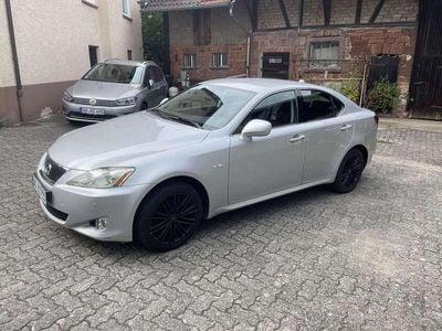 Lexus IS220d