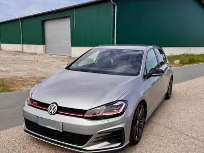 Gebraucht VW Golf VII GTI 245 PS (180 kW) 2019 Silber Limousine