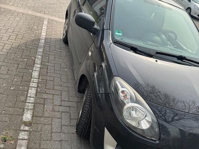 Gebraucht Renault Twingo 75 PS (55 kW) 2011 Schwarz Kleinwagen