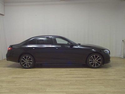 Mercedes E200