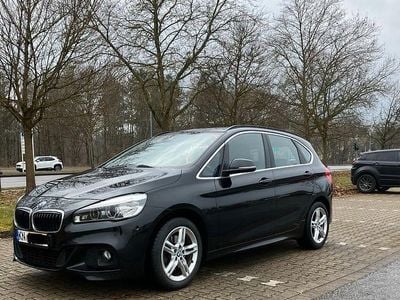 Gebraucht BMW 220 Active Tourer M Sport 190 PS (139 kW) 2015 Schwarz Van / Kleinbus