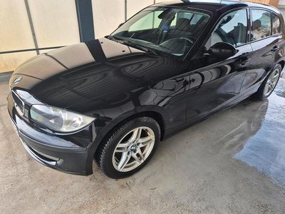 Gebraucht BMW 118 143 PS (105 kW) 2007 Schwarz Kleinwagen