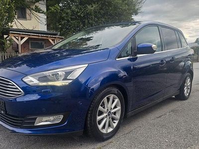 Blau Gebraucht 2016 Ford Grand C-Max Titanium Van / Kleinbus | 11.500 € (Teuer)