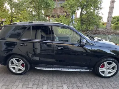 Gebraucht Mercedes ML350 AMG line 258 PS (189 kW) 2012 Schwarz SUV