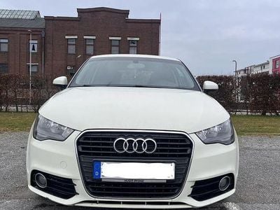 Gebraucht Audi A1 86 PS (63 kW) 2011 Weiß Kleinwagen
