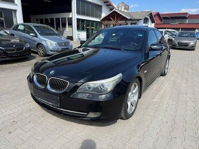Second-hand BMW 530 Lifestyle 235 CP (172 kW) 2009 Negru Berlinǎ