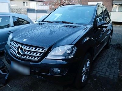 Gebraucht Mercedes ML320 AMG Edition 1 224 PS (164 kW) 2008 SUV