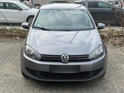 Gebraucht VW Golf VI 105 PS (77 kW) 2010 Grau Kleinwagen