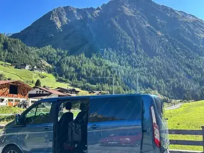 Gebraucht Ford Tourneo Custom 179 PS (131 kW) 2021 Blau Van