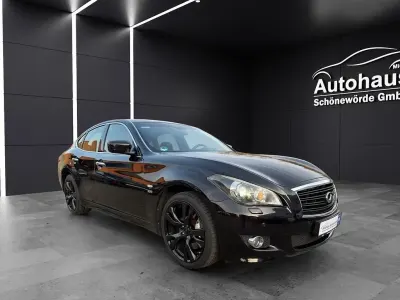 Gebraucht Infiniti Q70 238 PS (175 kW) 2015 Schwarz Limousine