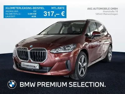 Gebraucht BMW 220 Active Tourer 170 PS (125 kW) 2025 Rot Van / Kleinbus