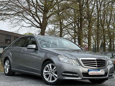 Usata Mercedes E200 Avantgarde 184 CV (135 kW) 2011 Argento Berlina