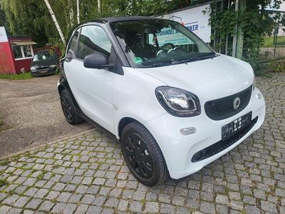 Schwarz Gebraucht 2016 Smart ForTwo Coupé Basis Coupé | 8.799 € (Fairer Preis)